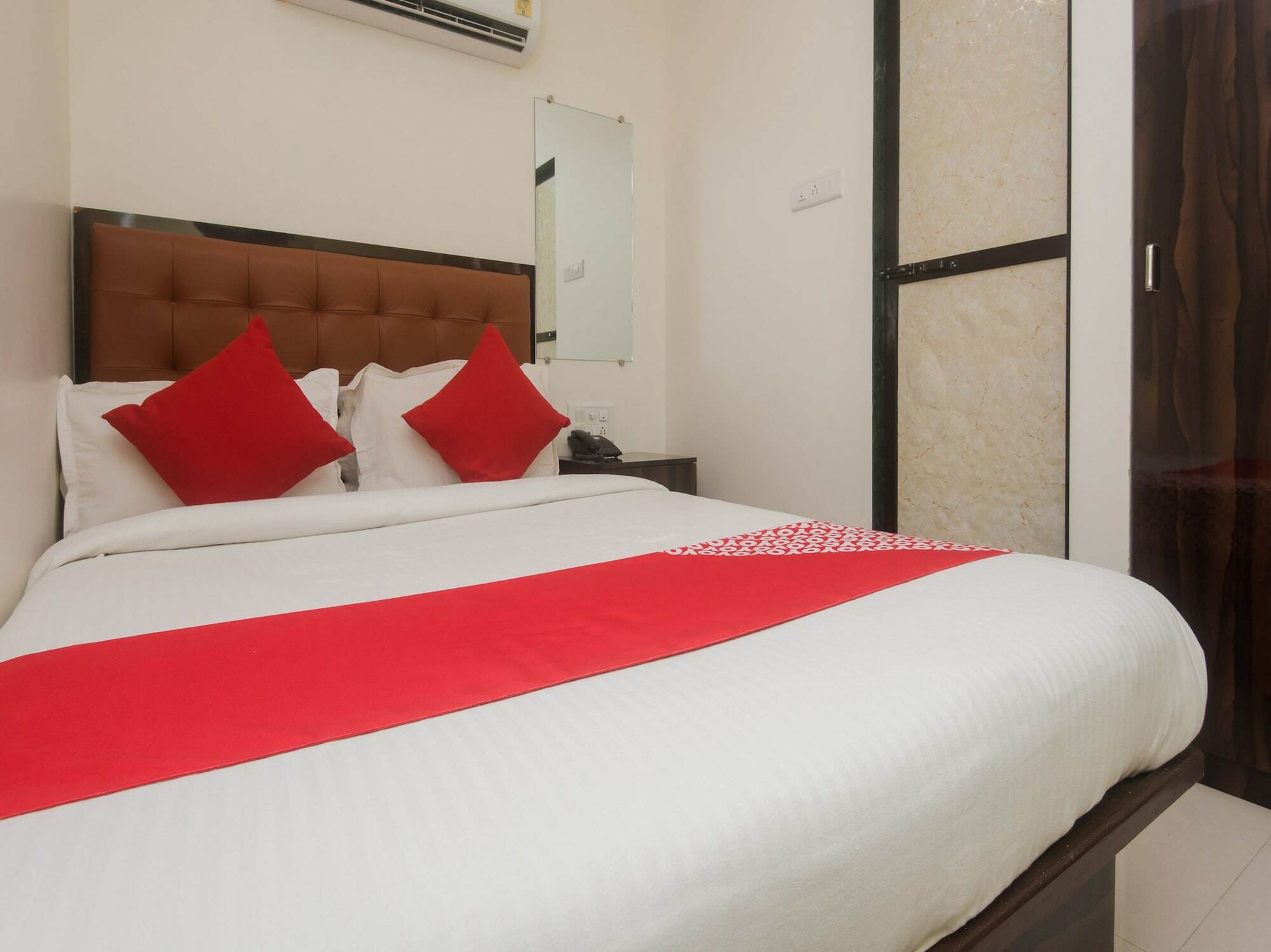 Hotel Mantra Residency Mumbai Eksteriør bilde